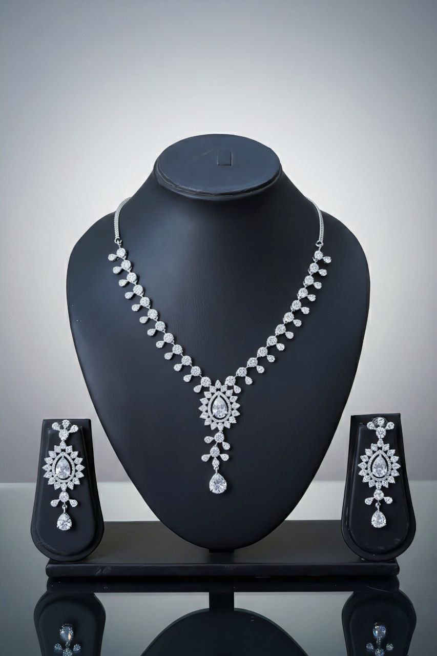 Pear-Cut white & Diamond Floral Statement Set