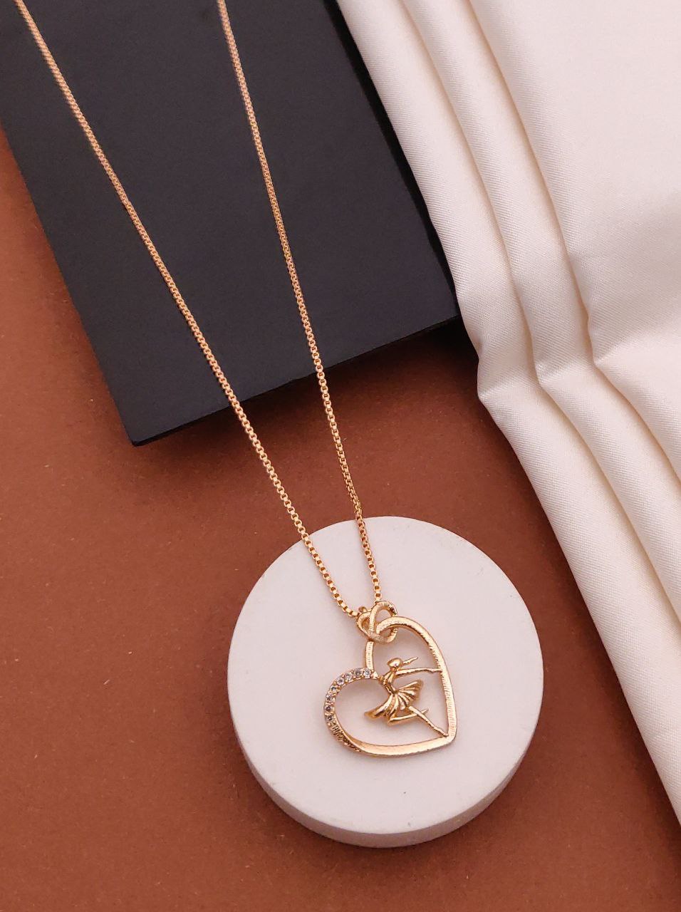 Rose Gold pendant-01