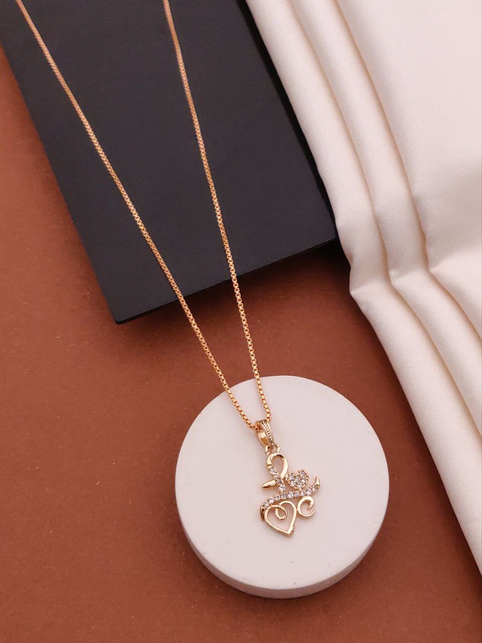 Rose Gold pendant-02